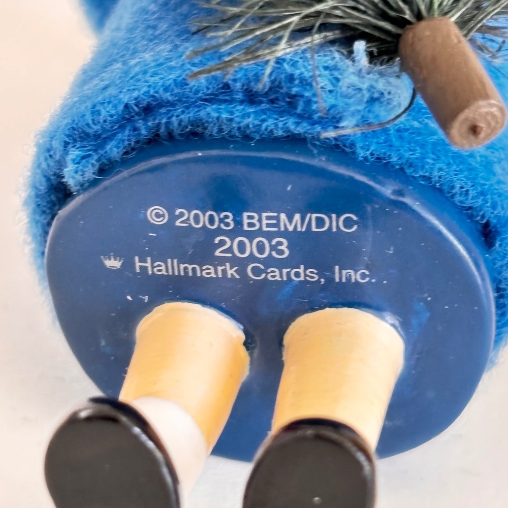 Hallmark Madeline Christmas Ornament Vintage 2000s Box - Picture 7 of 13
